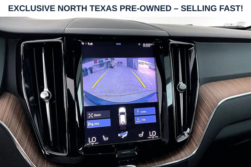 Used 2021 Volvo XC60 T5 Momentum w/ Premium Package FWD image 30