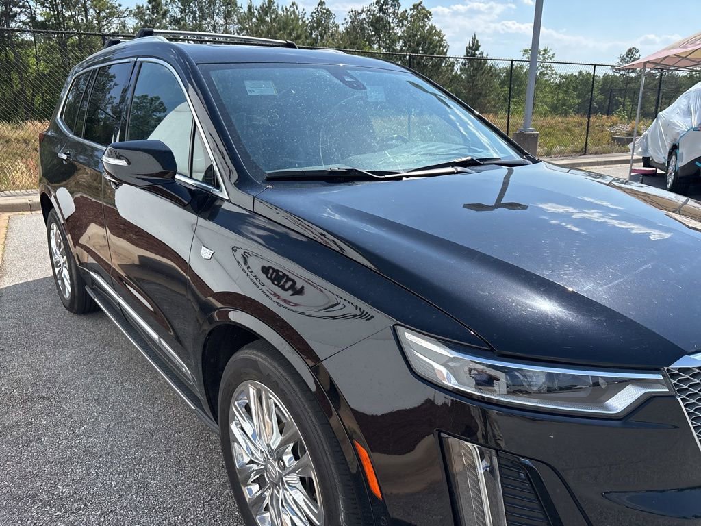Used 2021 Cadillac XT6 Premium Luxury w/ Platinum Package AWD/4WD image 3