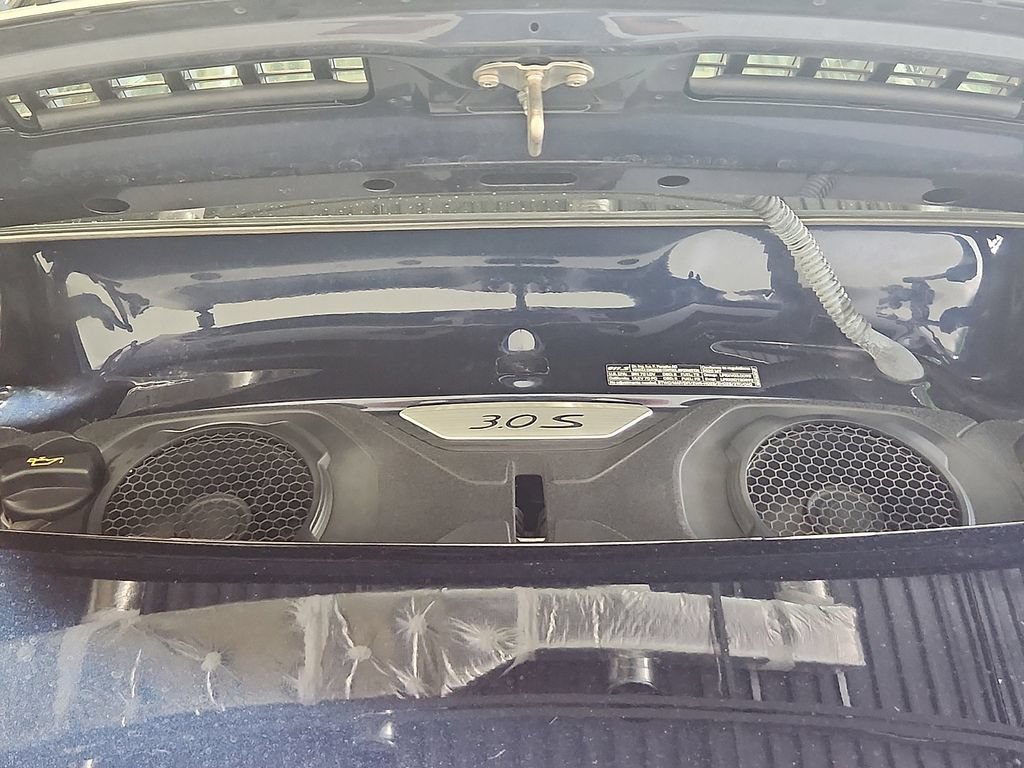 Certified 2020 Porsche 911 Carrera 4S AWD/4WD image 30