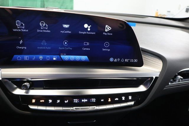 New 2026 Cadillac Lyriq Luxury image 16