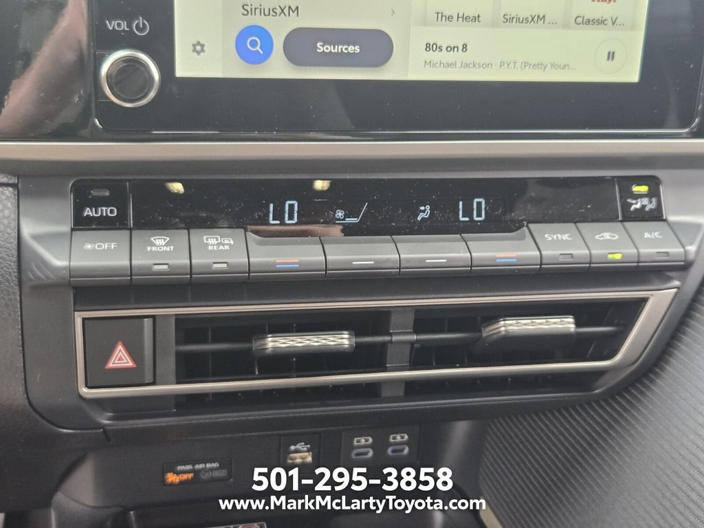 New 2026 Toyota Camry SE FWD image 18