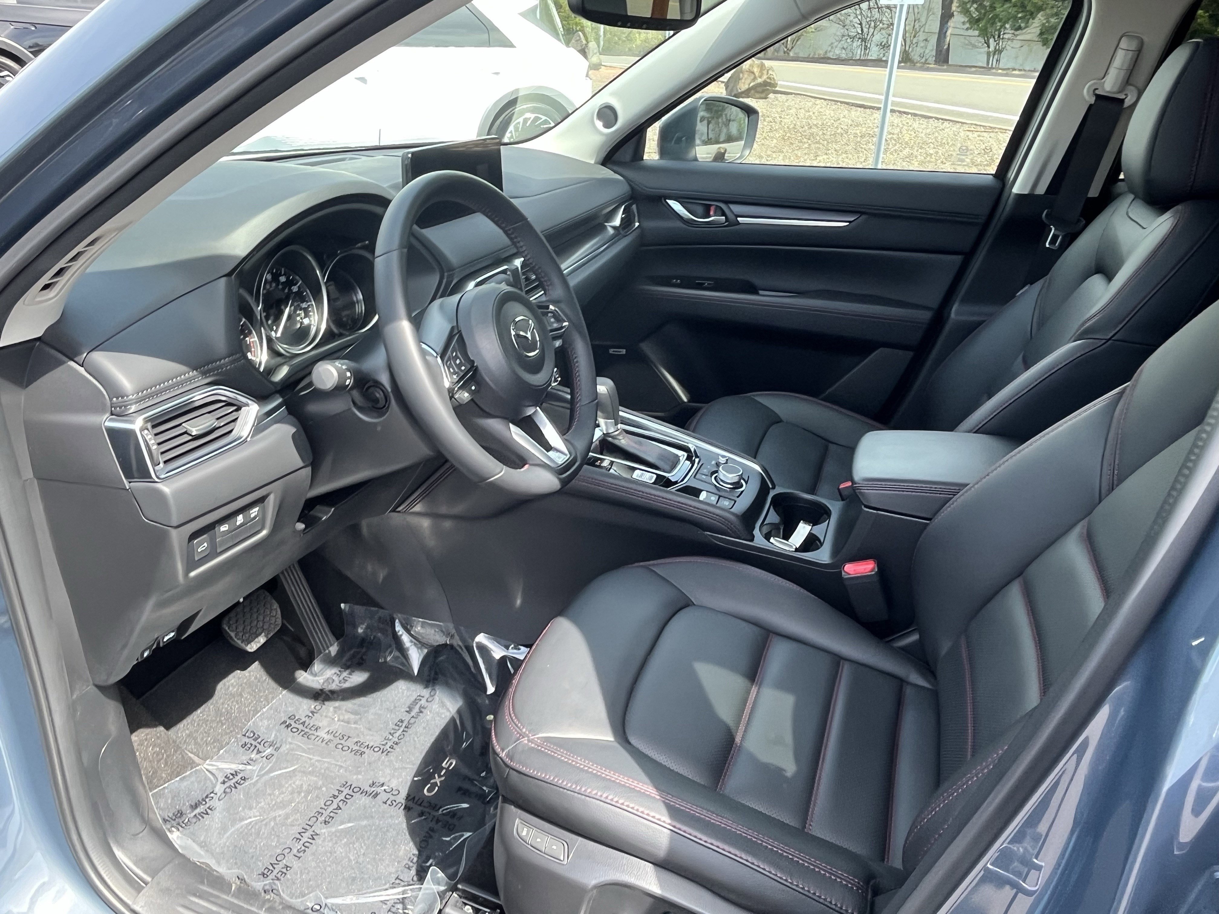 Used 2025 MAZDA CX-5 Carbon Edition image 9