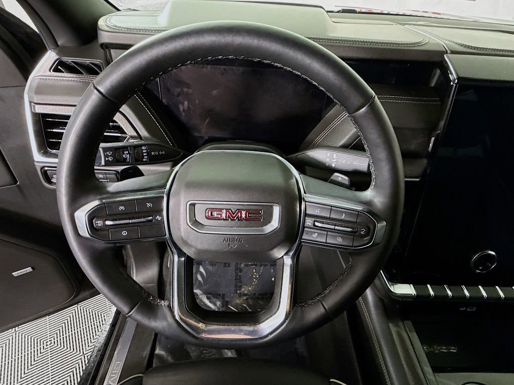 Used 2025 GMC Yukon XL Elevation AWD/4WD image 21