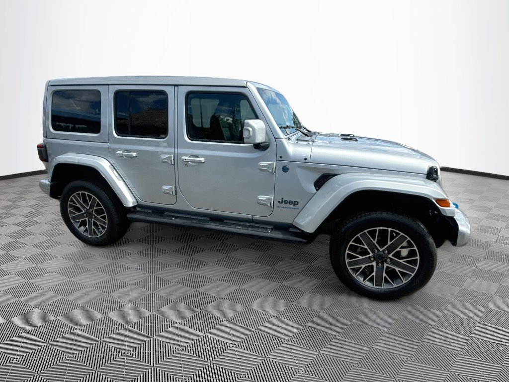 Used 2024 Jeep Wrangler High Altitude AWD/4WD image 5