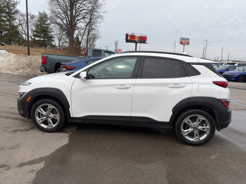 Used 2023 Hyundai Kona SEL image 6
