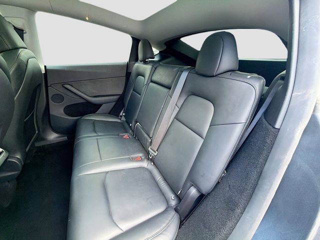 Used 2024 Tesla Model Y Long Range AWD/4WD image 20