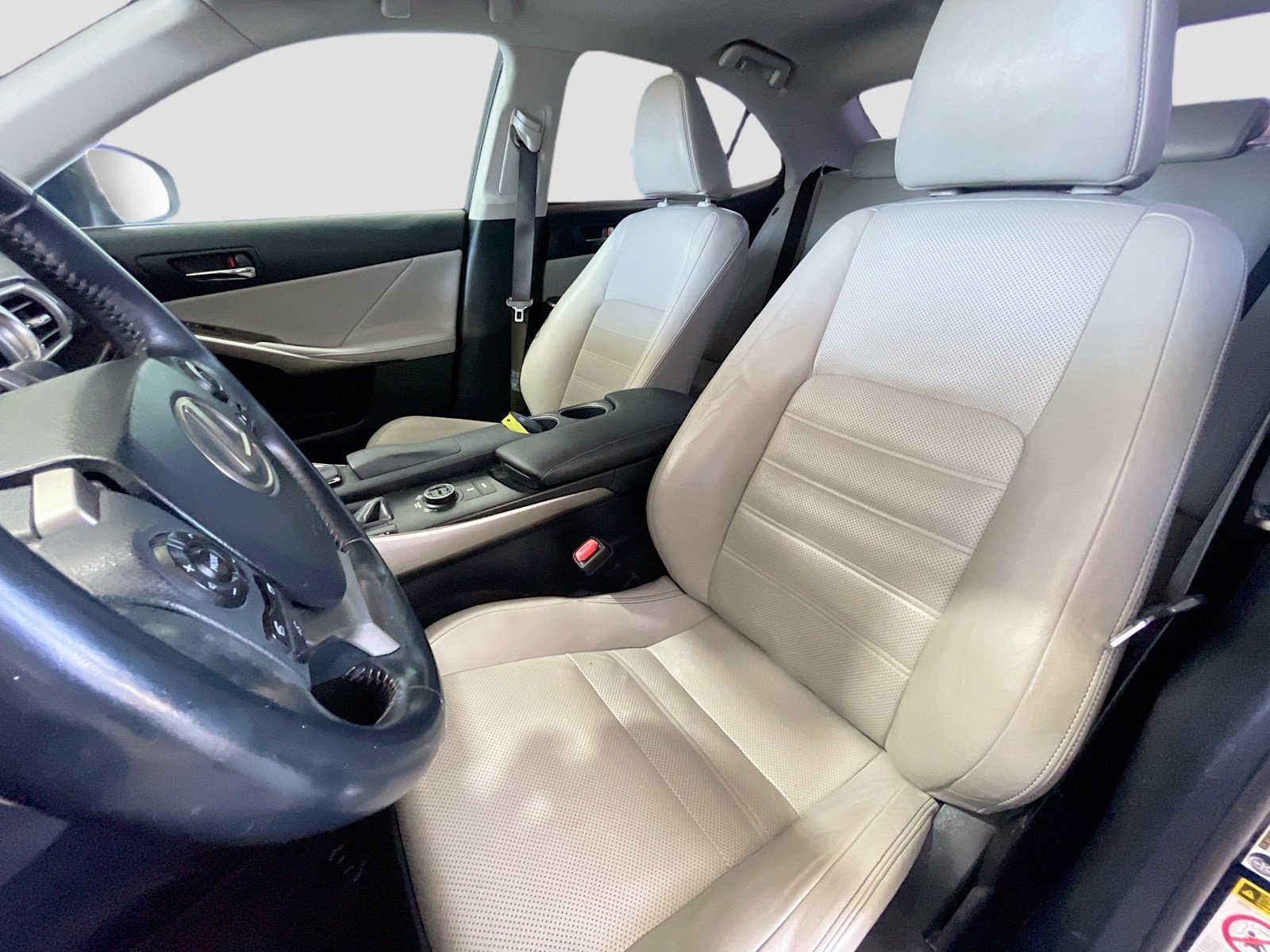 Used 2015 Lexus IS 350 RWD image 13