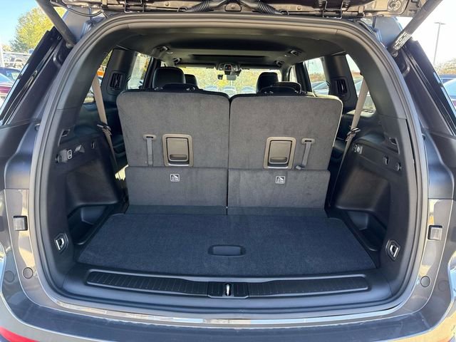 Used 2025 Jeep Grand Cherokee L Altitude image 9