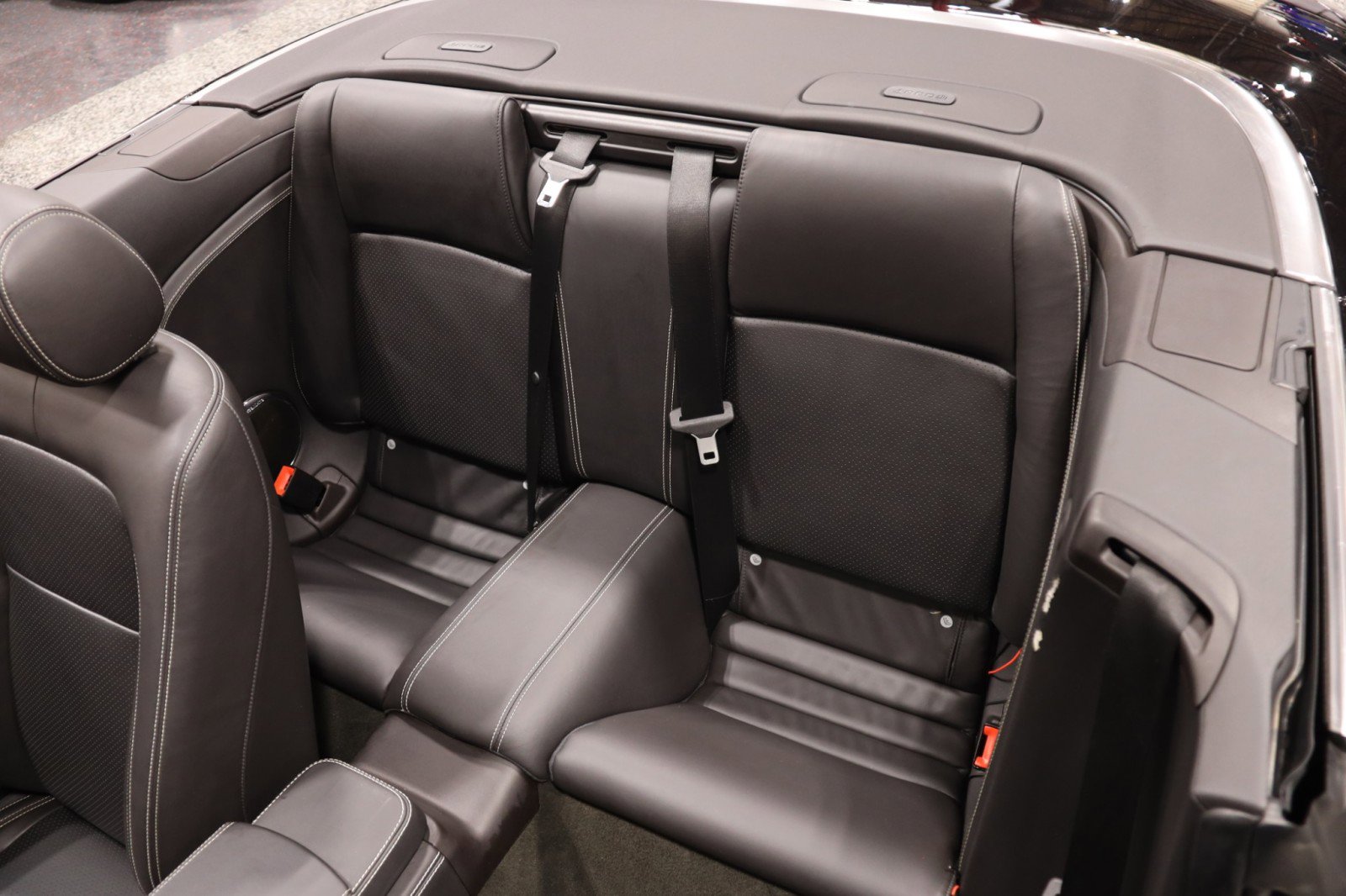 Used 2014 Jaguar XK 2dr Convertible image 40