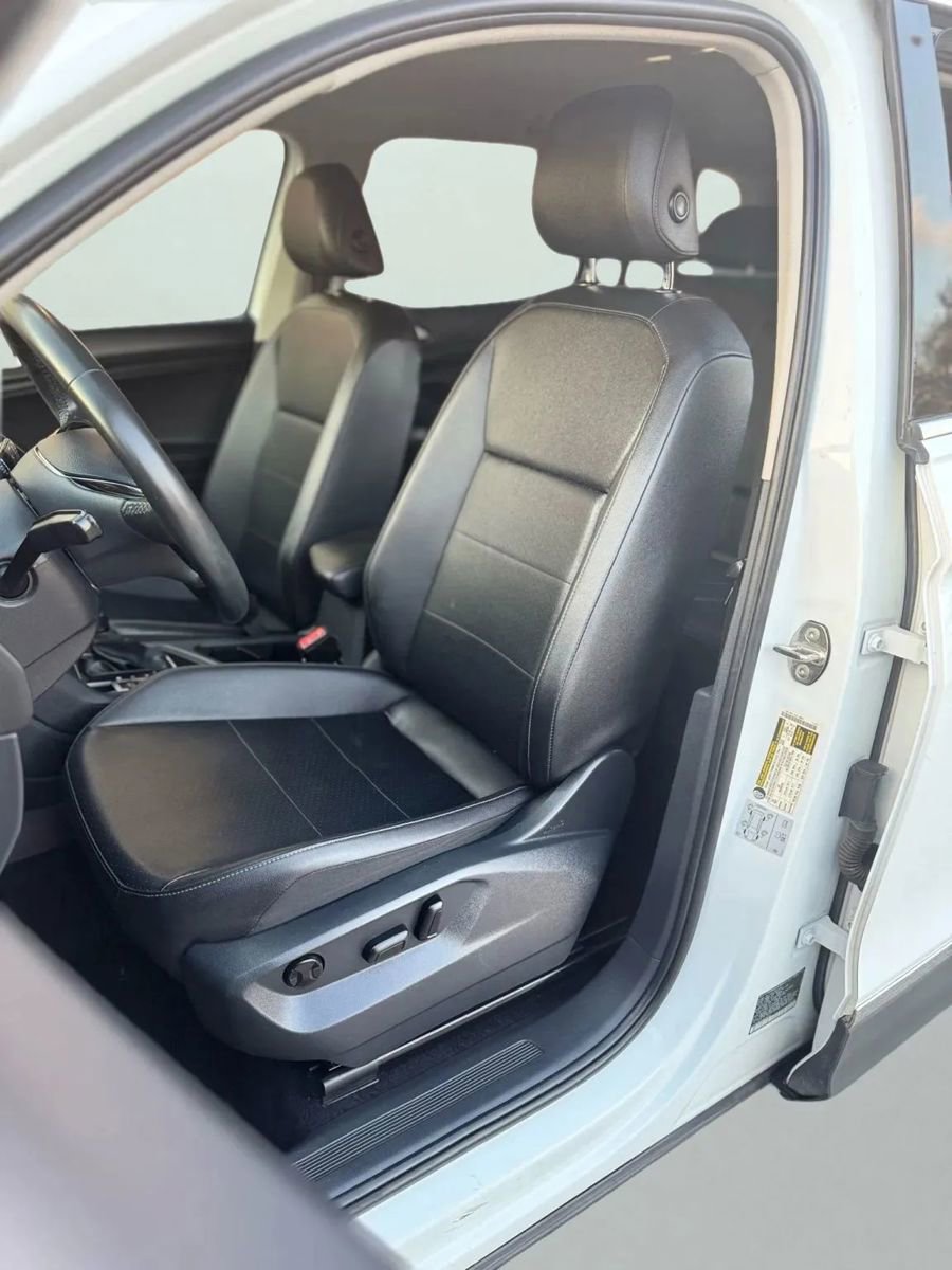 Used 2020 Volkswagen Tiguan SEL image 20