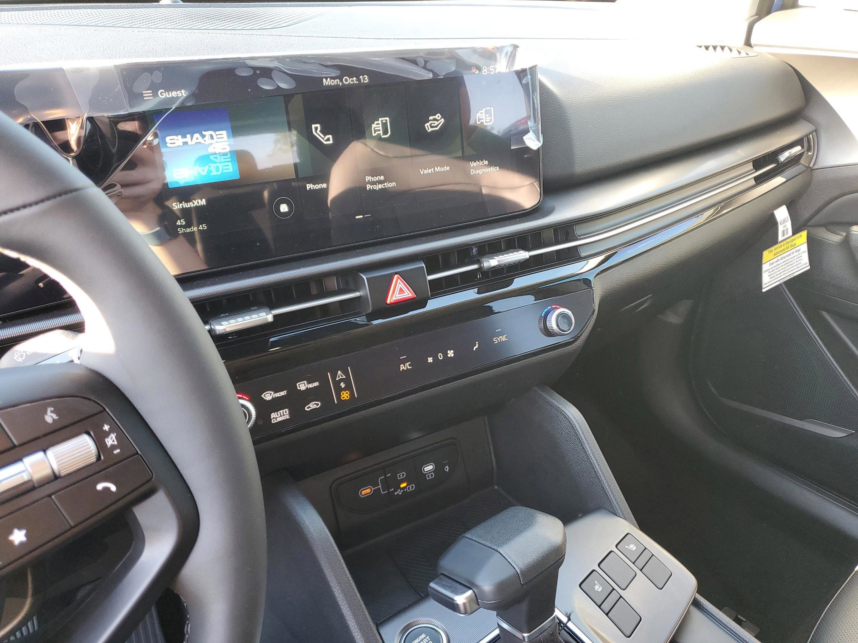 New 2026 Kia Sportage EX image 19