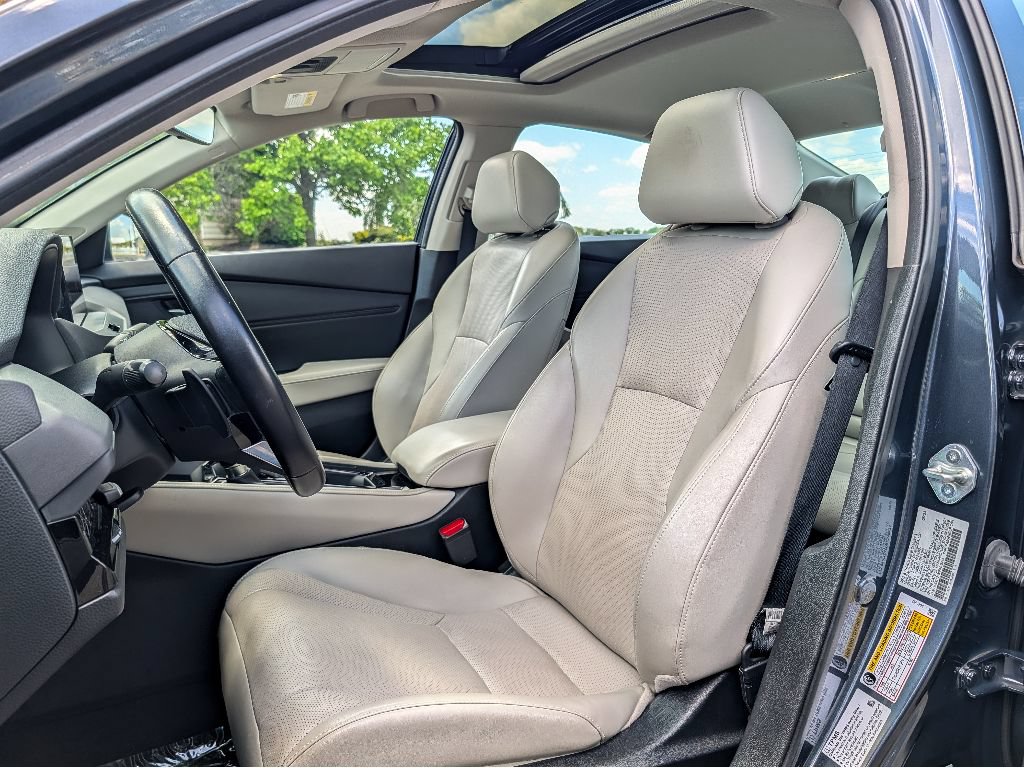 Used 2023 Honda Accord Touring image 15