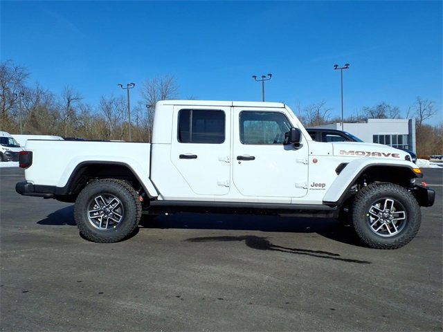 New 2026 Jeep Gladiator Mojave image 8