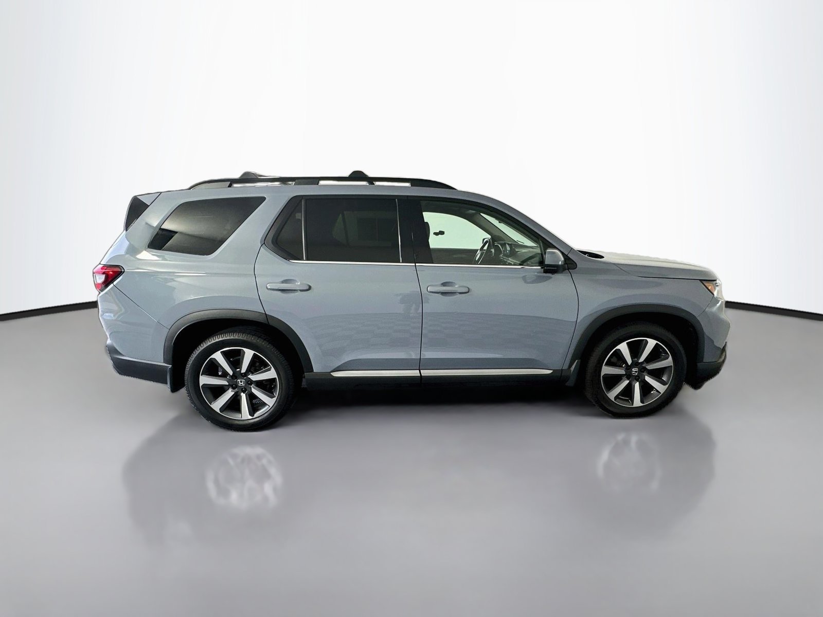 Used 2023 Honda Pilot Elite image 8