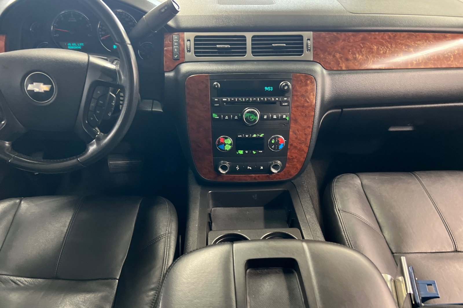 Used 2008 Chevrolet Suburban LT w/ LT Preferred Equipment Group image 12