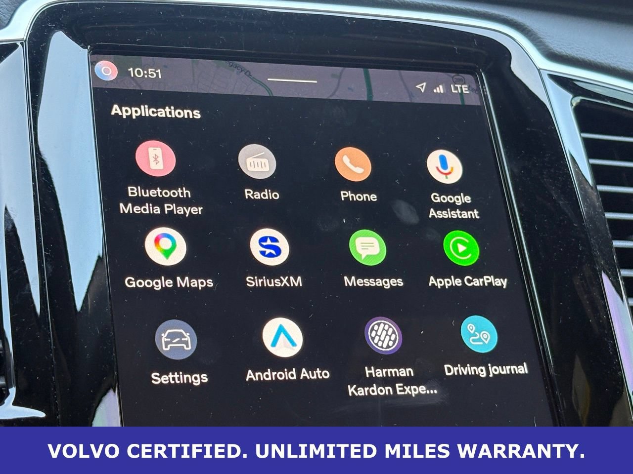 Certified 2025 Volvo XC90 T8 Ultra w/ Protection Package Premier AWD/4WD image 24