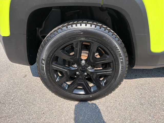 Used 2017 Jeep Renegade Altitude AWD/4WD image 30