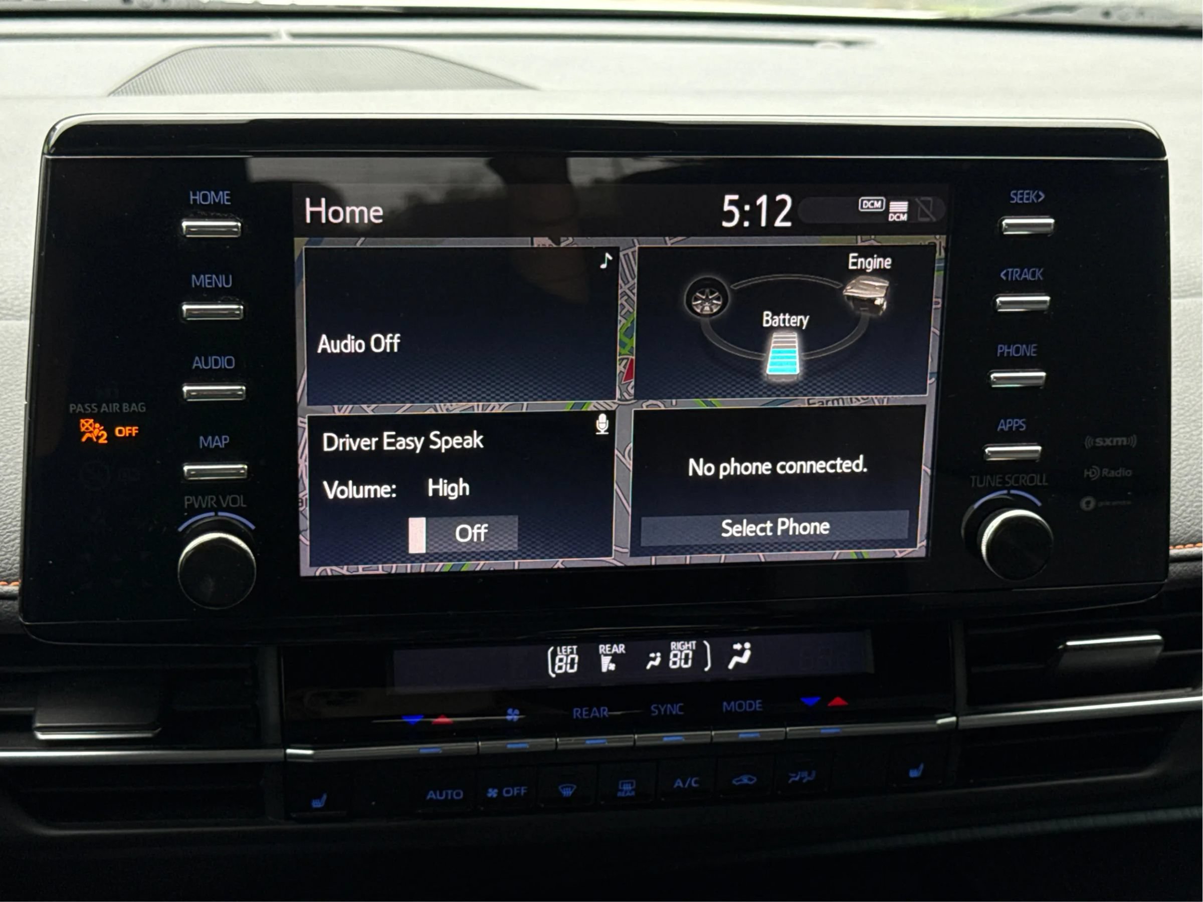 Used 2022 Toyota Sienna XSE FWD image 27