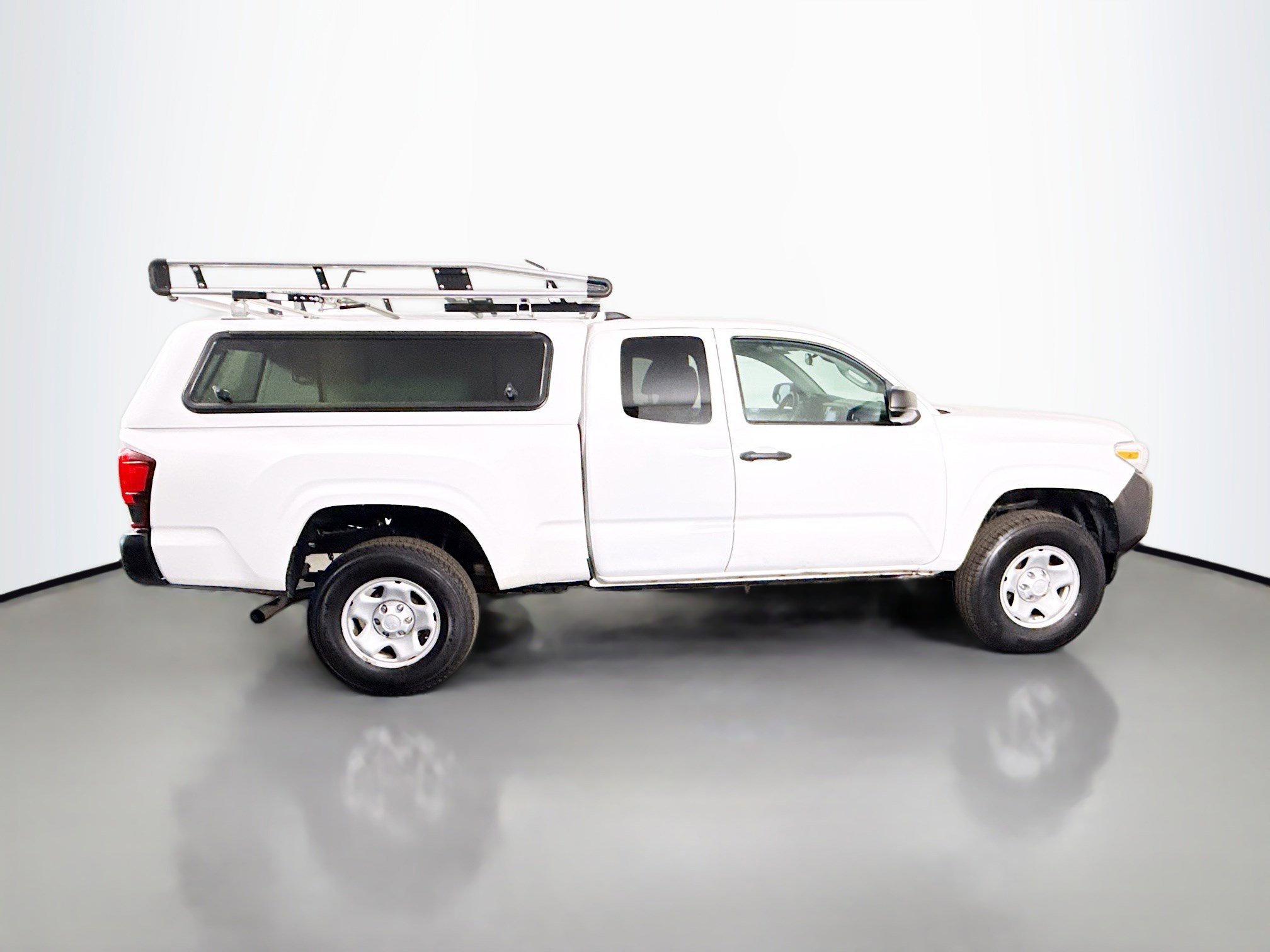 Used 2020 Toyota Tacoma SR RWD image 11