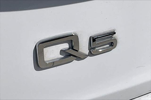 Used 2024 Audi Q5 2.0T Premium w/ Convenience Package AWD/4WD image 10
