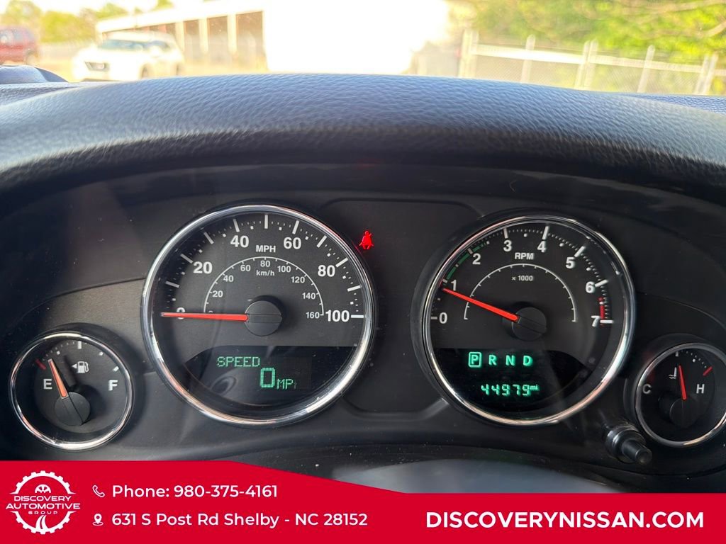 Used 2017 Jeep Wrangler Unlimited Sahara w/ Connectivity Group image 23