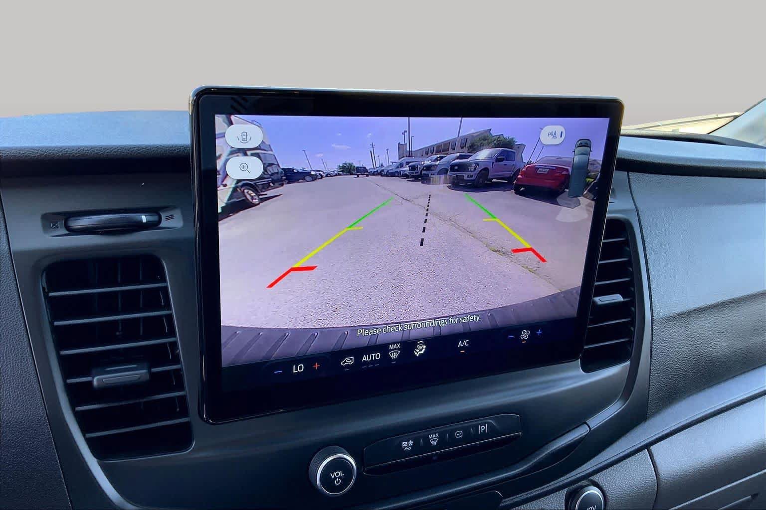 Used 2023 Ford E-Transit Low Roof RWD image 21