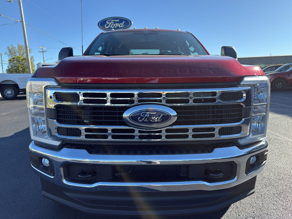New 2026 Ford F350 XLT image 3