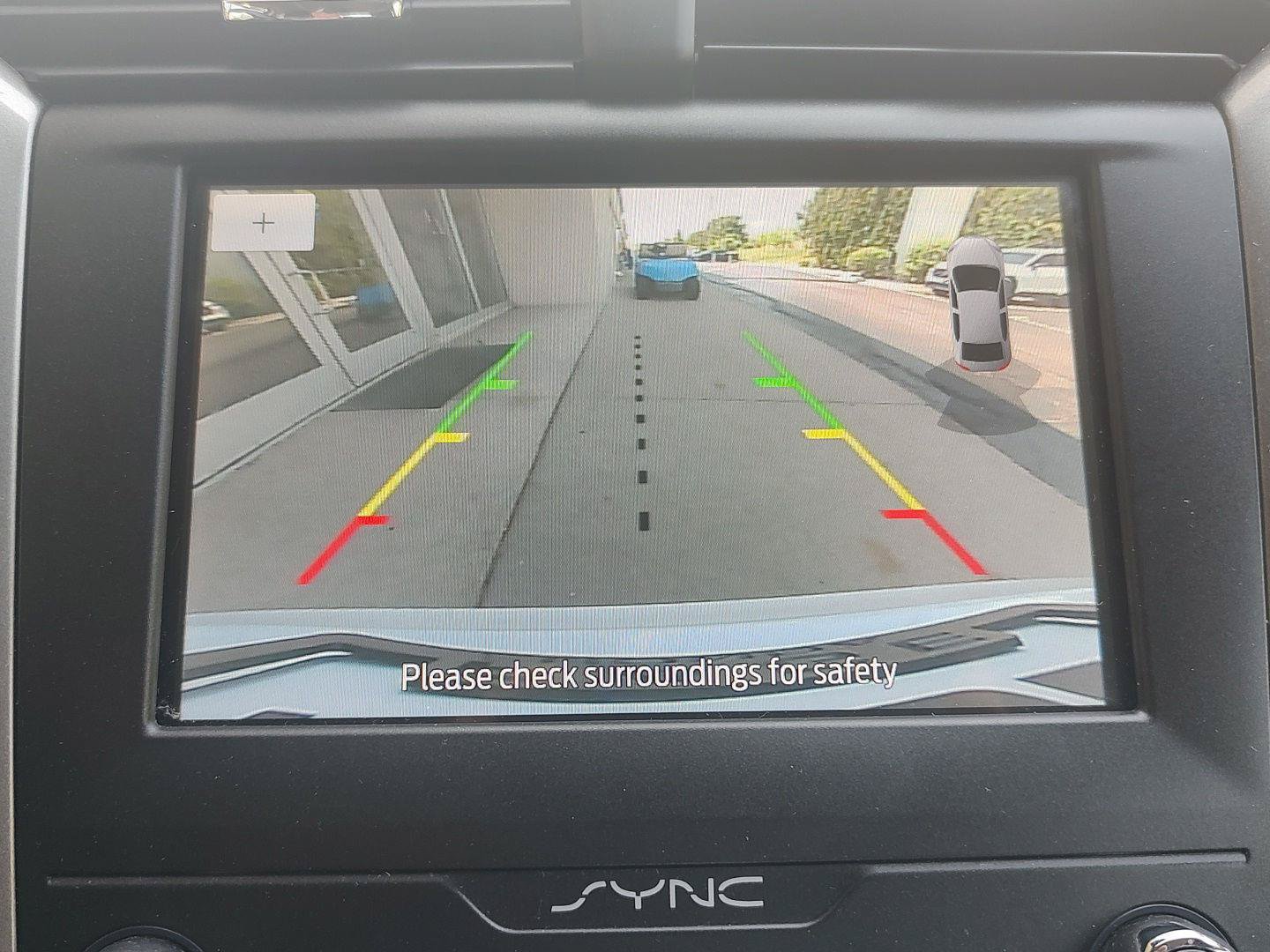 Used 2020 Ford Fusion SE FWD image 8