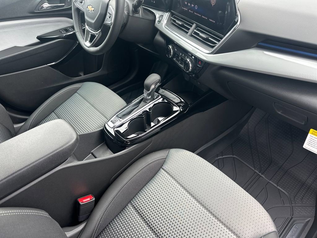 New 2026 Chevrolet Trax LT w/ LT Convenience Package image 15