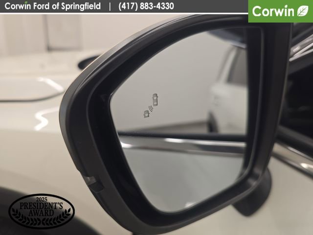 Used 2024 Nissan Pathfinder SL w/ SL Premium Package AWD/4WD image 39