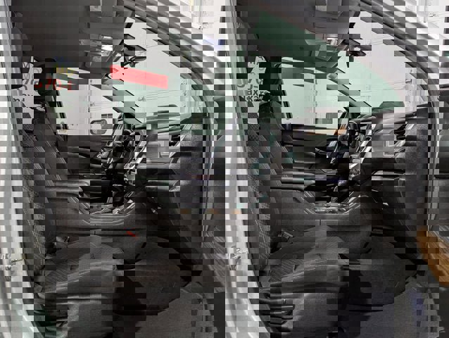 Used 2018 GMC Acadia SLE image 22