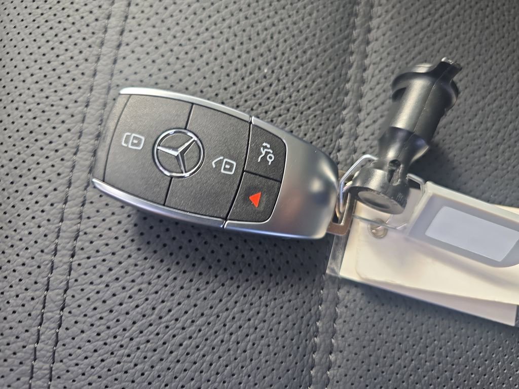 New 2026 Mercedes-Benz GLS 450 GLS 450 image 29