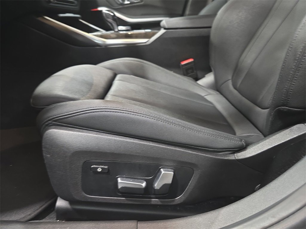 Used 2020 BMW 330i Sedan image 24
