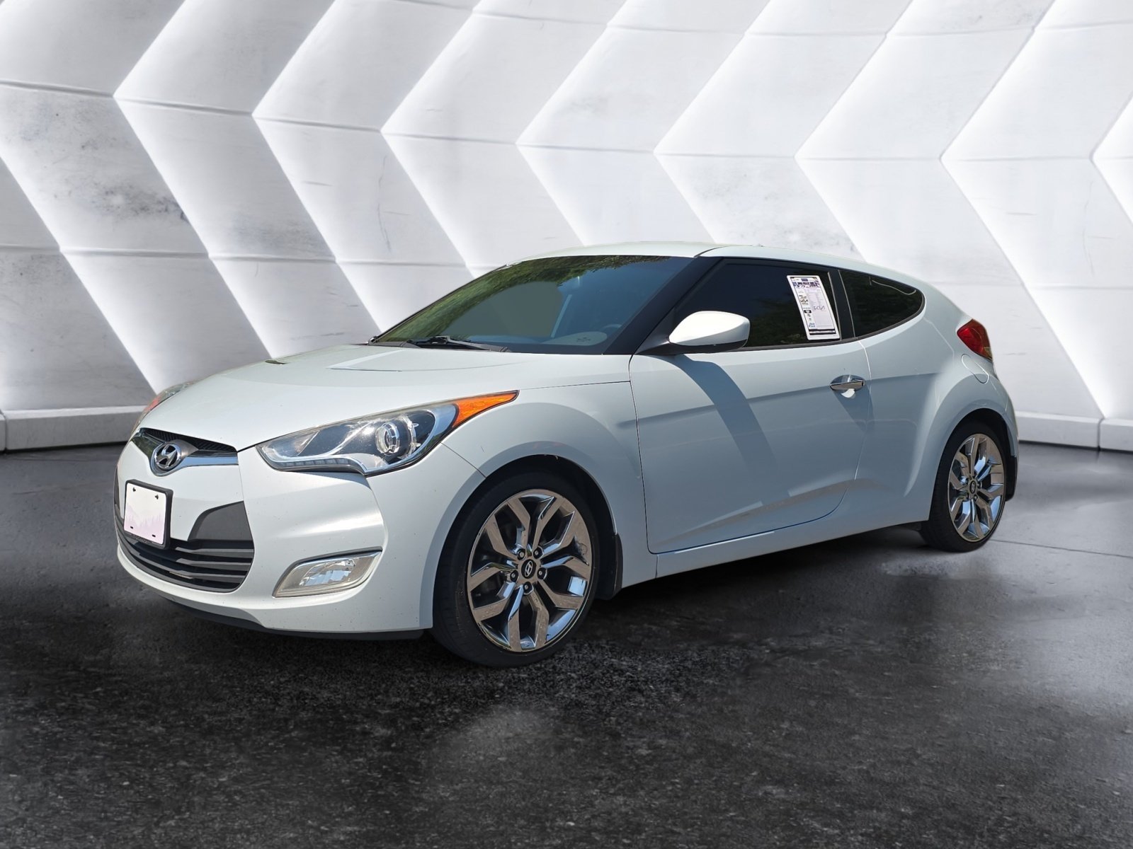 Used 2015 Hyundai Veloster RE:FLEX Edition FWD video 1