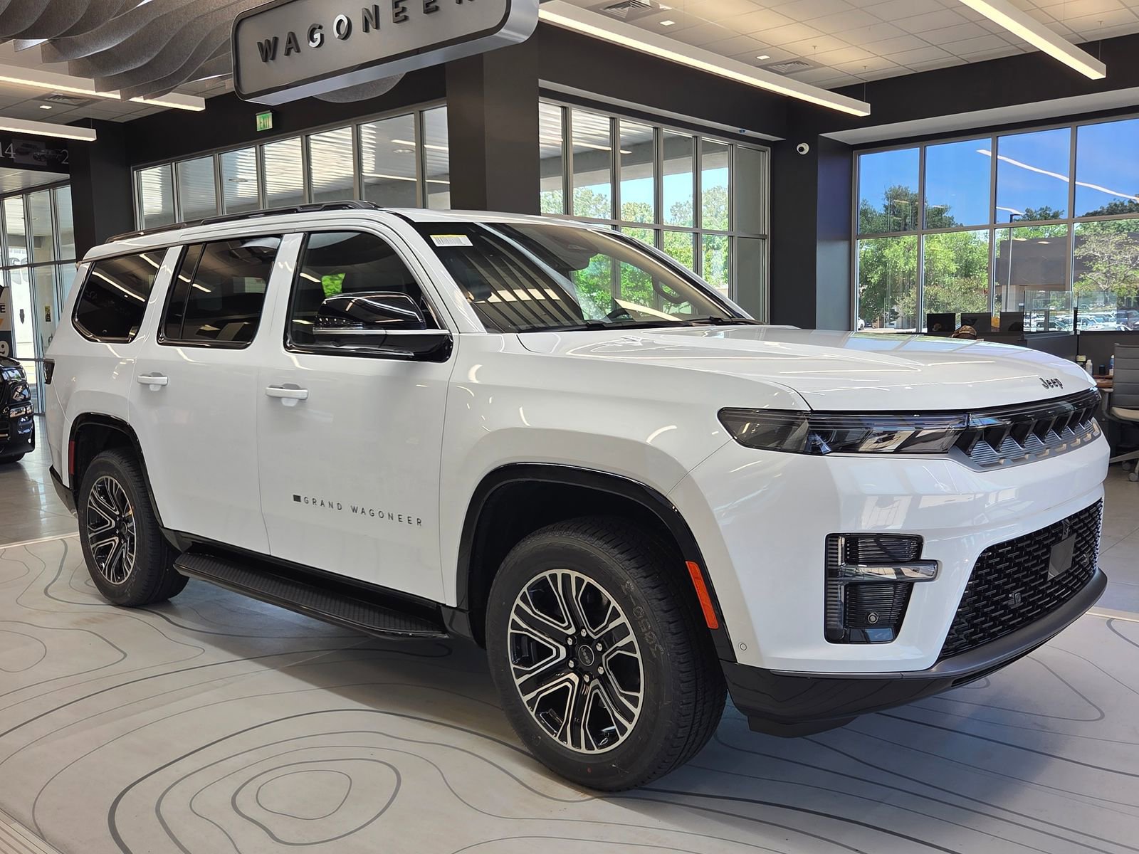 New 2026 Jeep Grand Wagoneer 2WD image 2