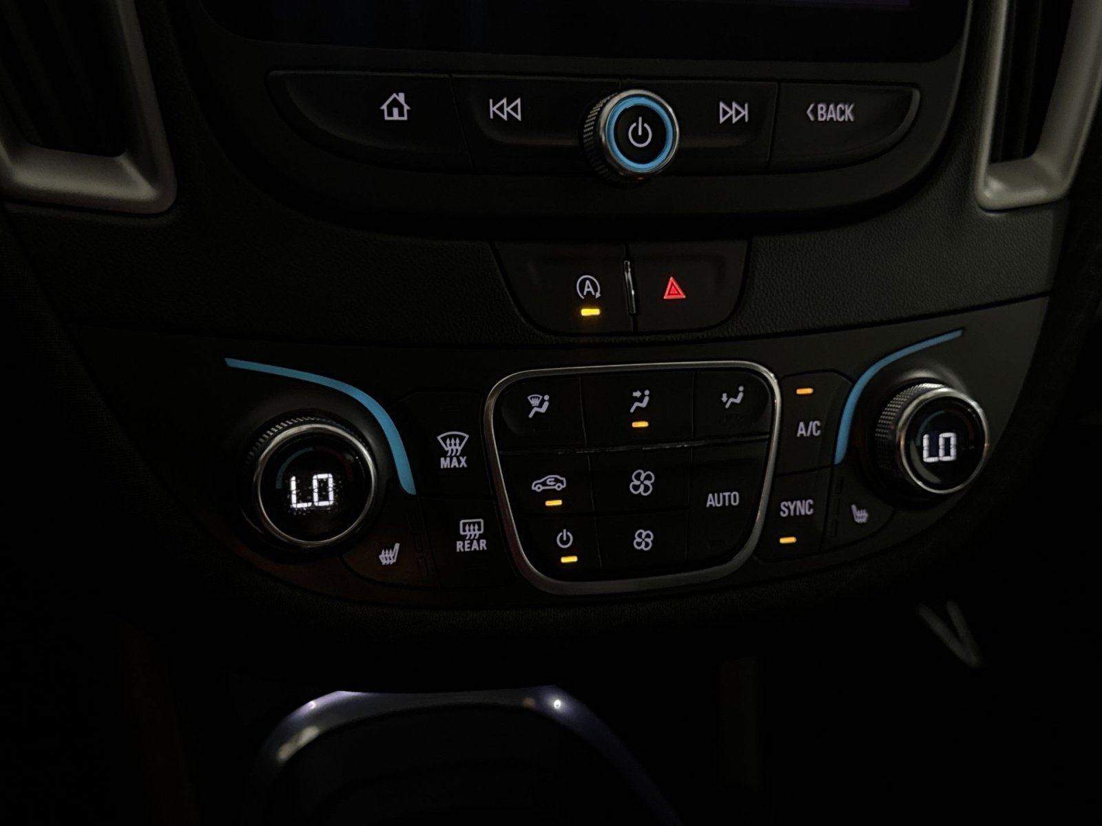 Used 2024 Chevrolet Malibu LT FWD image 21