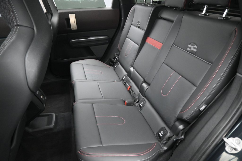 Used 2025 MINI Cooper Countryman John Cooper Works w/ Comfort Package Max AWD/4WD image 21