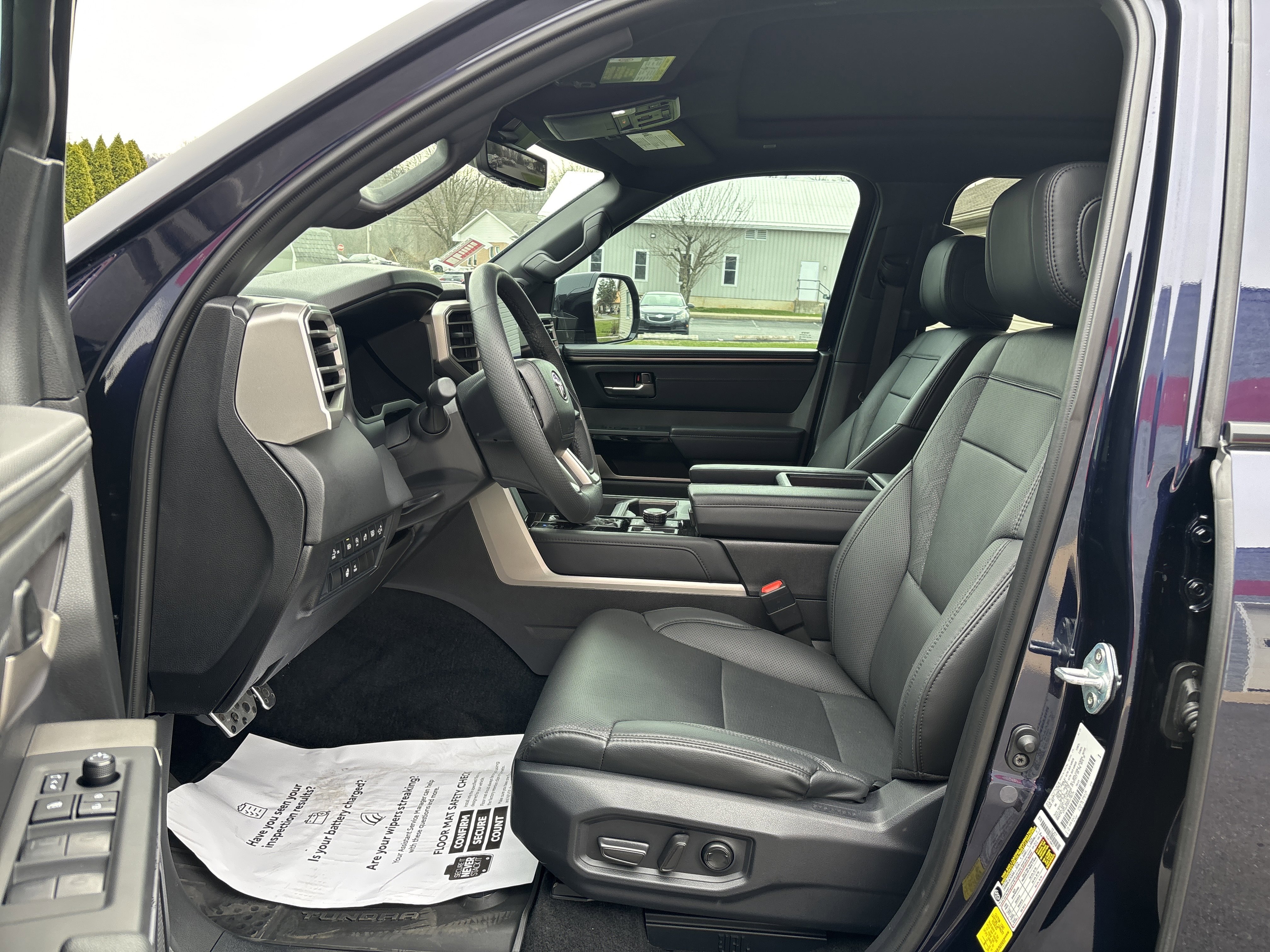 Used 2025 Toyota Tundra Limited w/ TRD Off-Road Package image 13