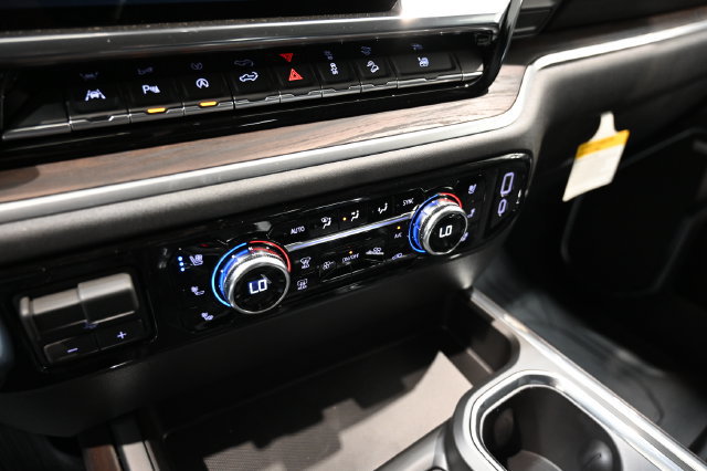 New 2026 GMC Sierra 1500 SLT AWD/4WD image 20