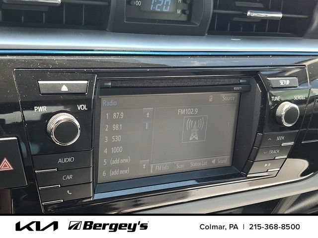 Used 2016 Toyota Corolla LE FWD image 18