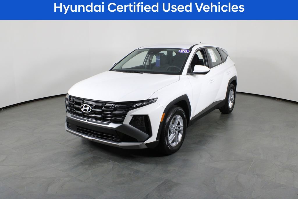 Used 2026 Hyundai Tucson SE image 2