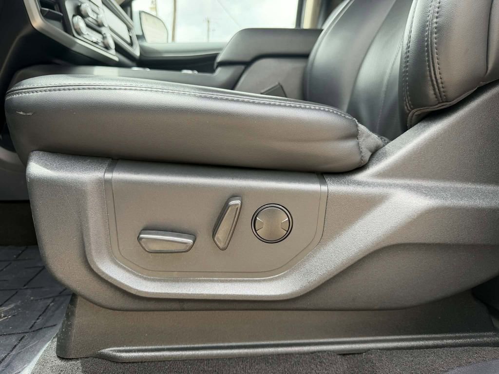Used 2024 Ford Expedition Max XLT AWD/4WD image 7
