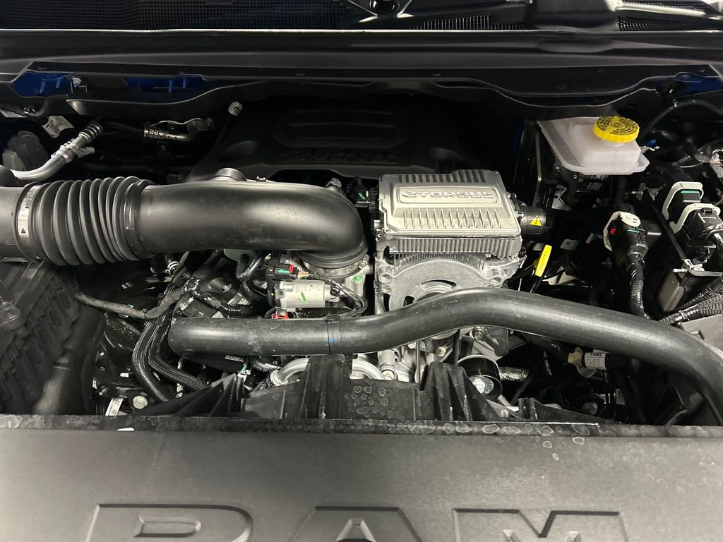 New 2026 RAM 1500 4x4 Crew Cab image 24