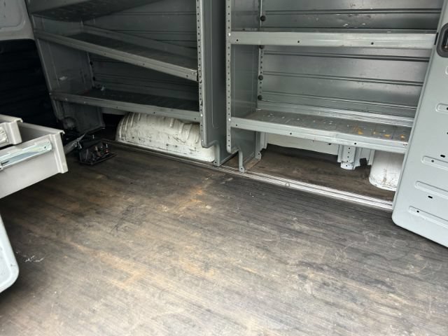 Used 2018 Chevrolet Express 2500 w/ Communications Package RWD image 26