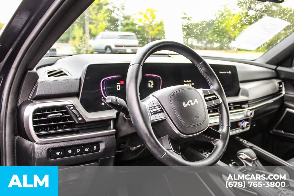Used 2024 Kia Telluride EX X-Line AWD/4WD image 32