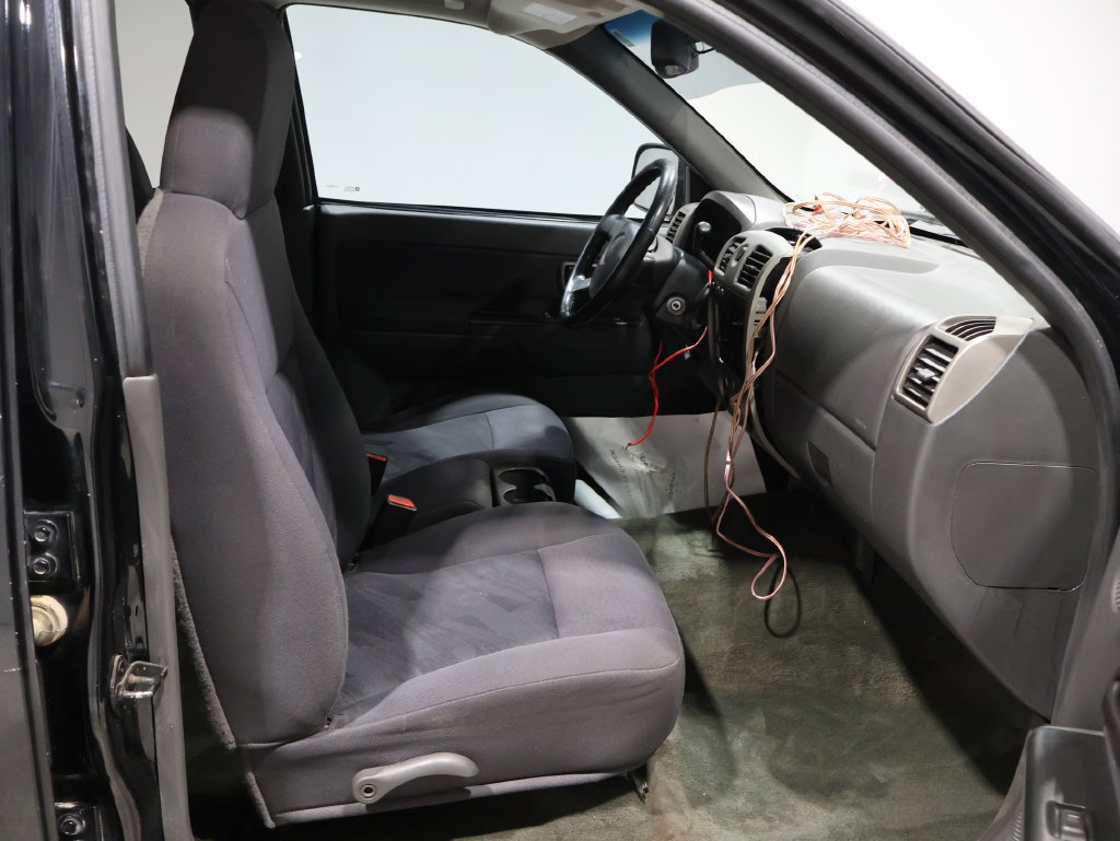 Used 2005 Chevrolet Colorado LS AWD/4WD image 21