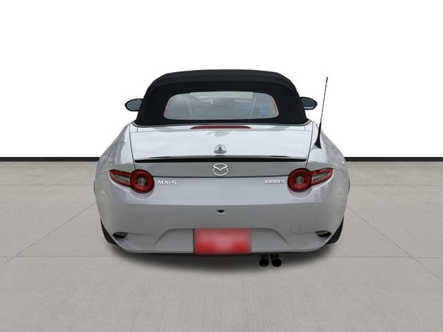 Certified 2026 MAZDA MX-5 Miata Club RWD image 6
