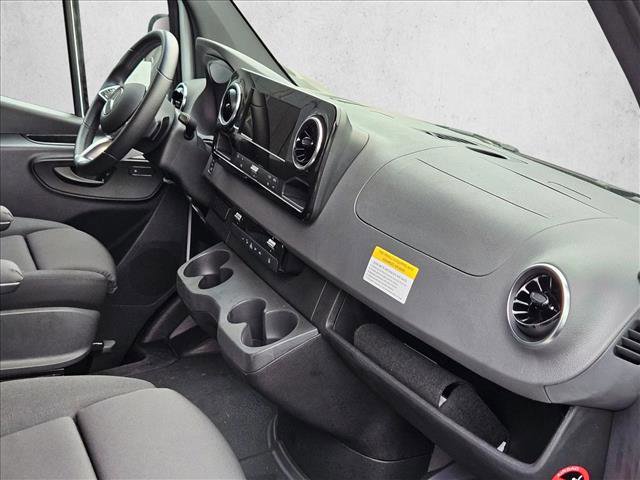 Used 2024 Mercedes-Benz eSprinter 170 Cargo video 2