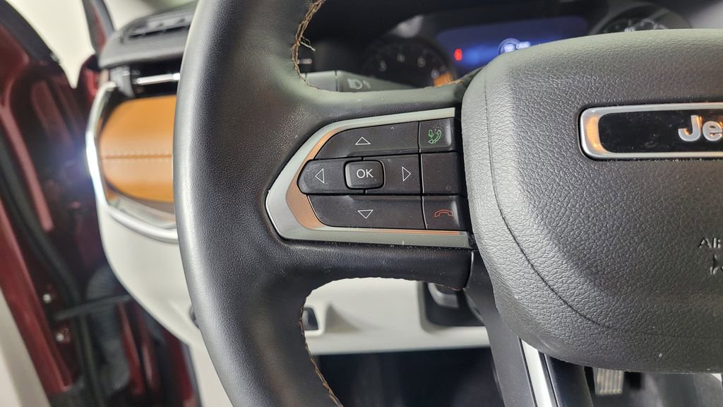 Used 2022 Jeep Compass Limited image 17