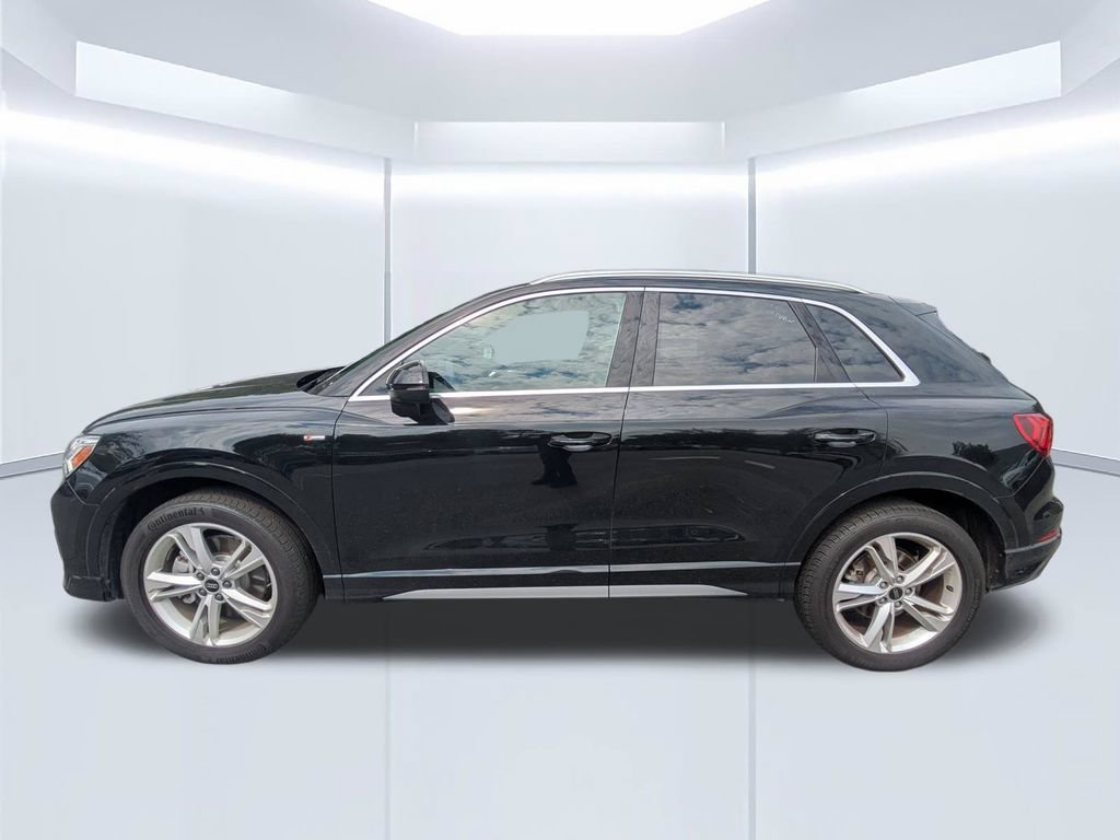 Used 2023 Audi Q3 2.0T Premium Plus w/ Premium Plus Package AWD/4WD image 6